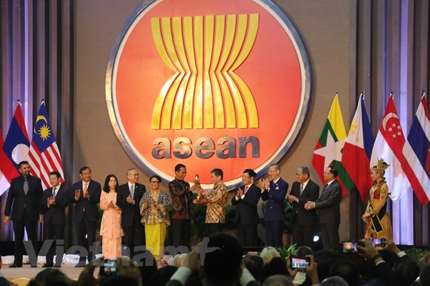 Pho Thu tuong Pham Binh Minh tham du Le ky niem 52 nam thanh lap ASEAN hinh anh 1